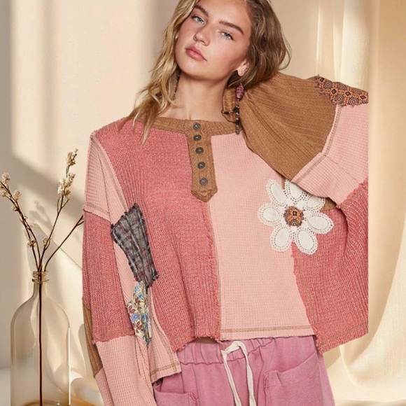 POL Patchwork Knit Henley Pullover Oversized Boho Slouch Sweater | Apricot Multi - Picture 8 of 8